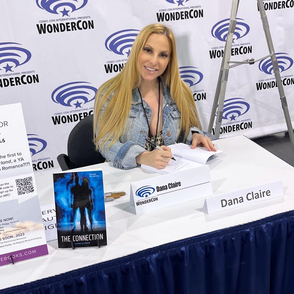 Dana Claire at Wondercon